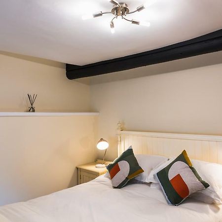 Luxury 3 Bed Flat In The Centre Of Woodstock Lägenhet Exteriör bild