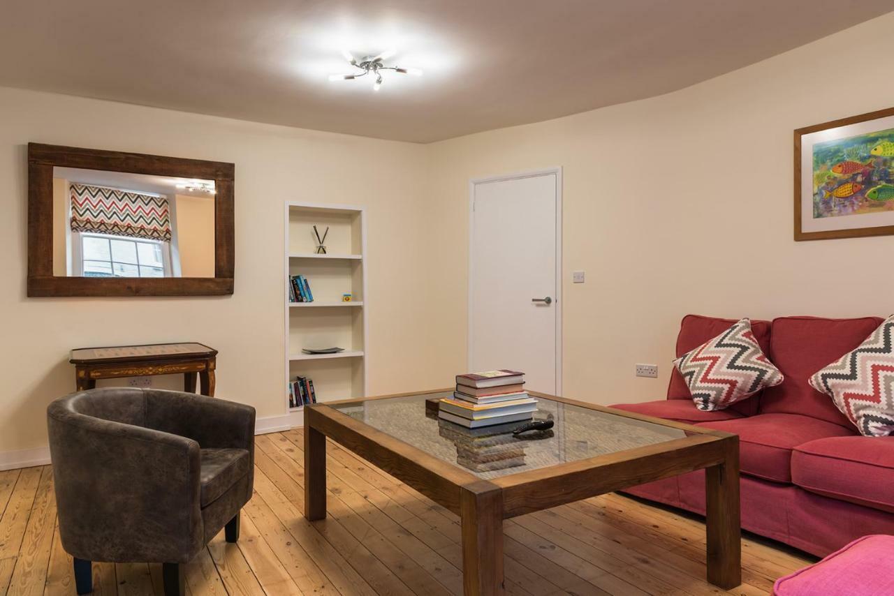 Luxury 3 Bed Flat In The Centre Of Woodstock Lägenhet Exteriör bild